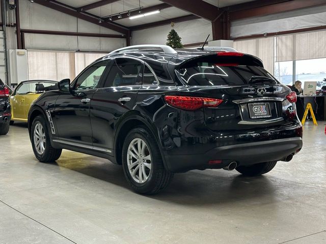 2015 INFINITI QX70 Base