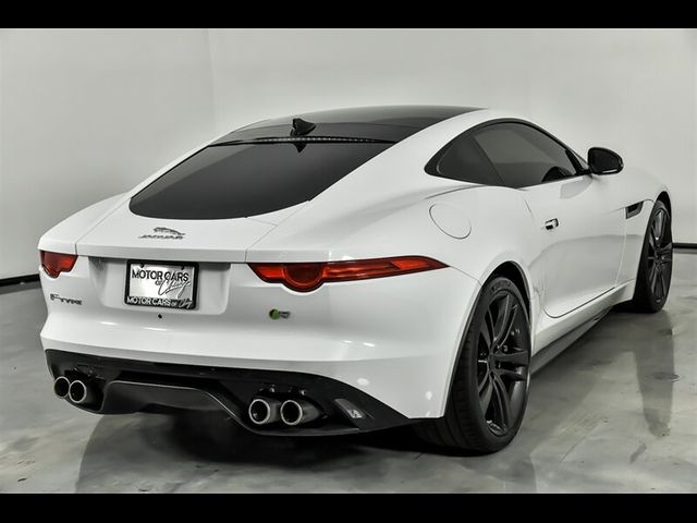 2015 Jaguar F-Type V8 R