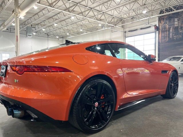 2015 Jaguar F-Type V8 R