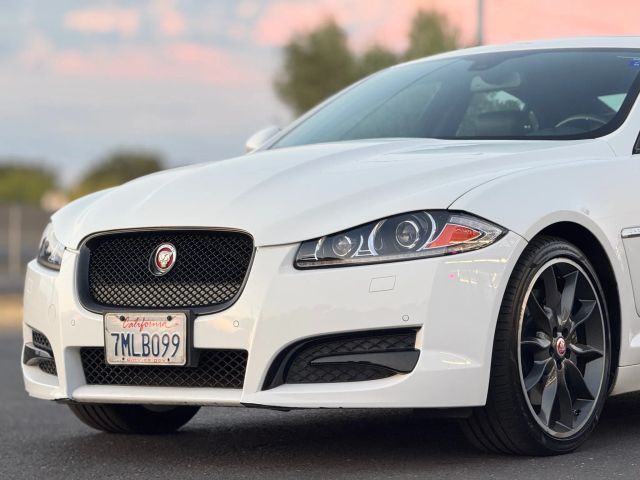 2015 Jaguar XF V6 Sport