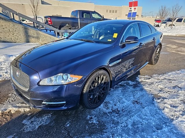 2015 Jaguar XJ Base