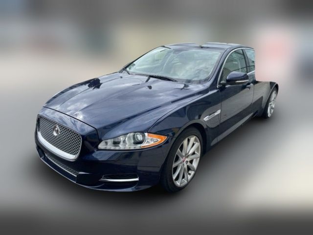 2015 Jaguar XJ Base