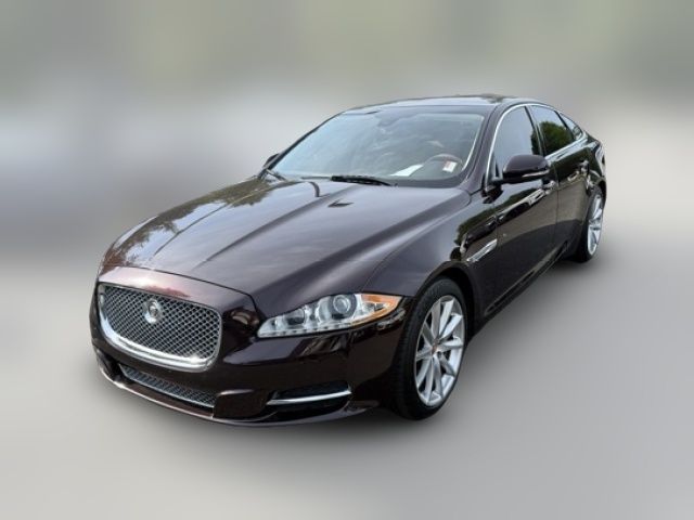 2015 Jaguar XJ Base