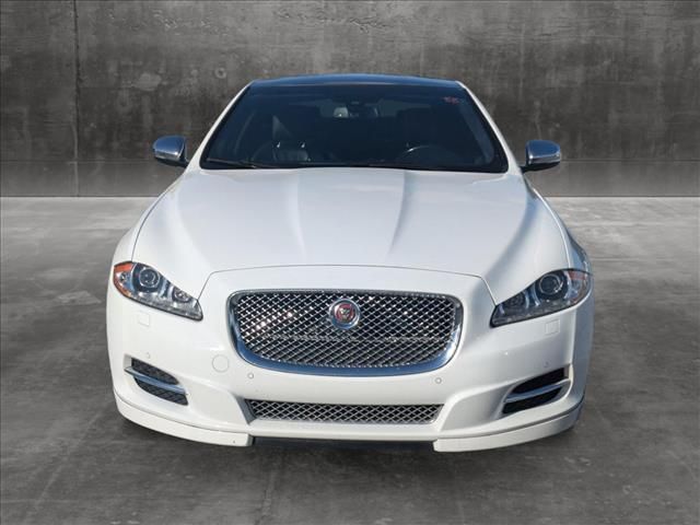 2015 Jaguar XJ Base