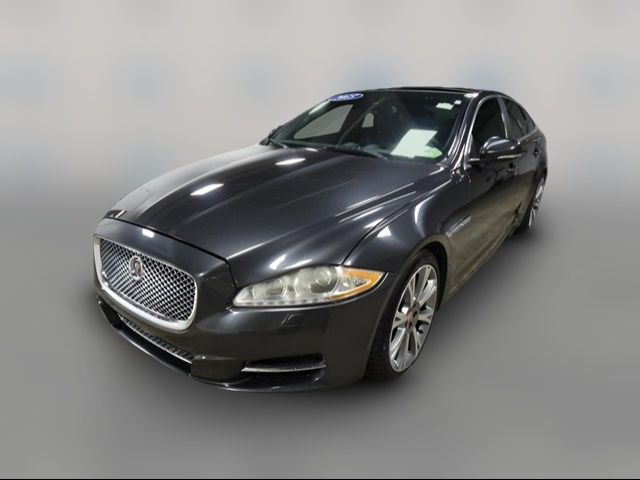 2015 Jaguar XJ Base