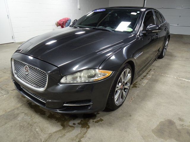 2015 Jaguar XJ Base