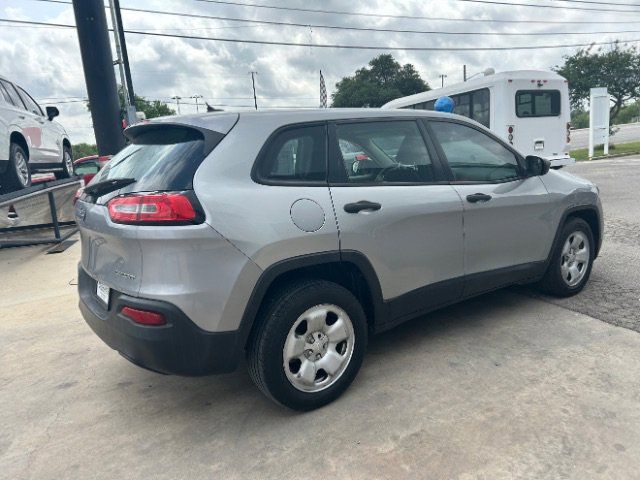 2015 Jeep Cherokee Sport