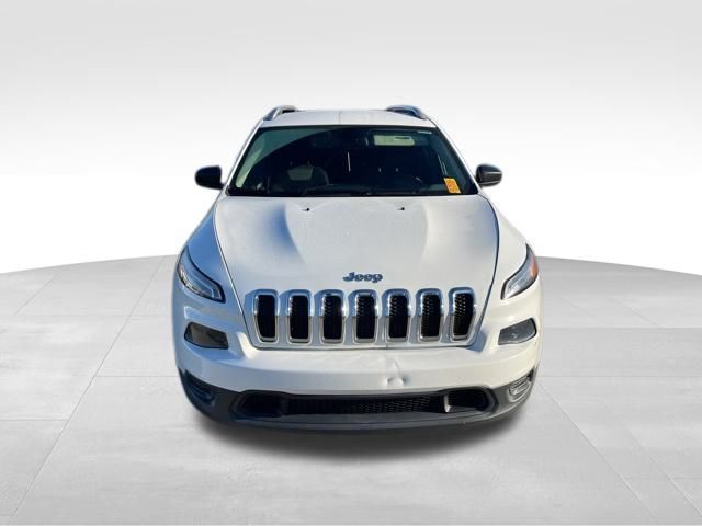 2015 Jeep Cherokee Sport