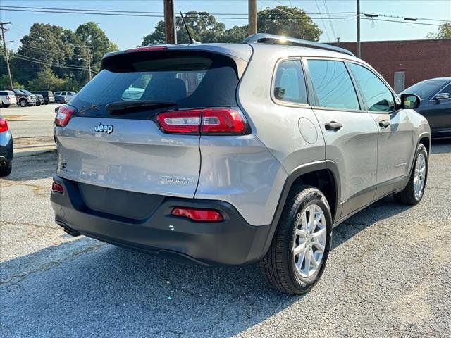 2015 Jeep Cherokee Sport