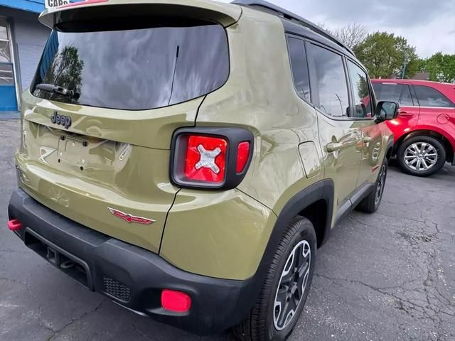 2015 Jeep Renegade Trailhawk