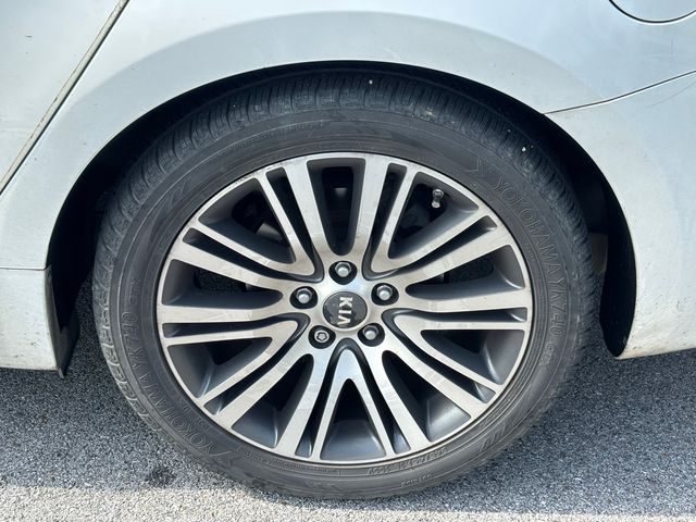 2015 Kia Cadenza Premium