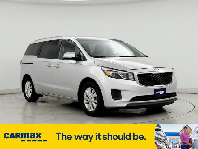 2015 Kia Sedona LX