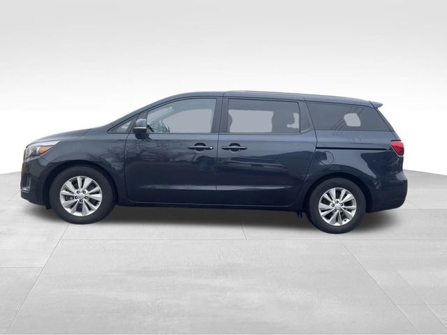 2015 Kia Sedona LX