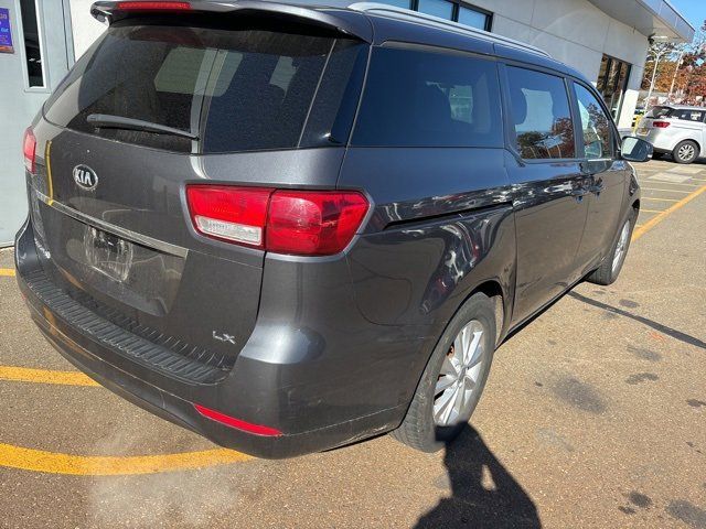 2015 Kia Sedona LX