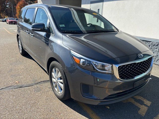 2015 Kia Sedona LX