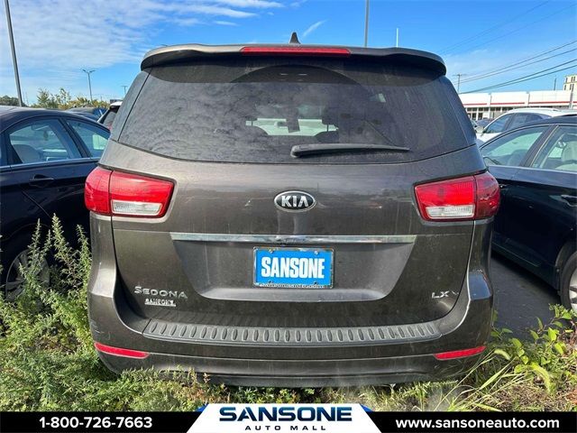 2015 Kia Sedona LX