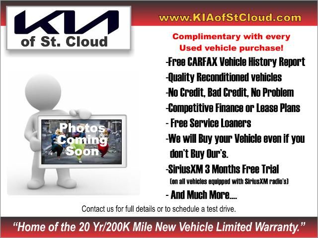 2015 Kia Sedona LX