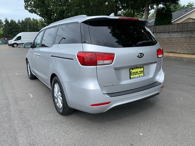 2015 Kia Sedona LX