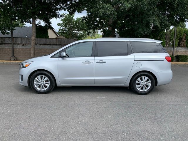 2015 Kia Sedona LX