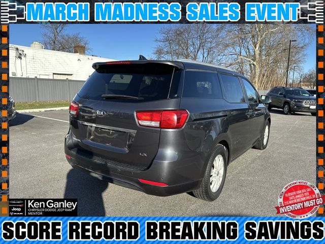 2015 Kia Sedona LX