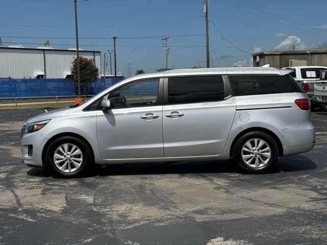 2015 Kia Sedona LX