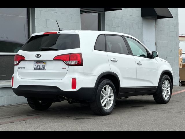 2015 Kia Sorento LX