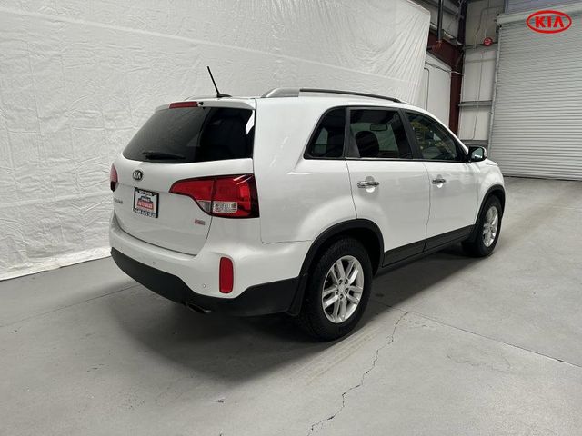 2015 Kia Sorento LX