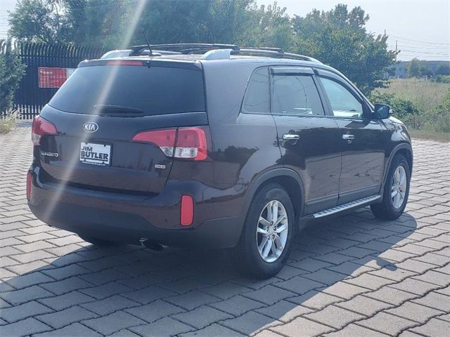 2015 Kia Sorento LX