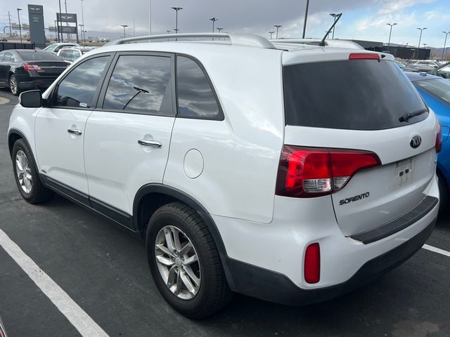 2015 Kia Sorento LX