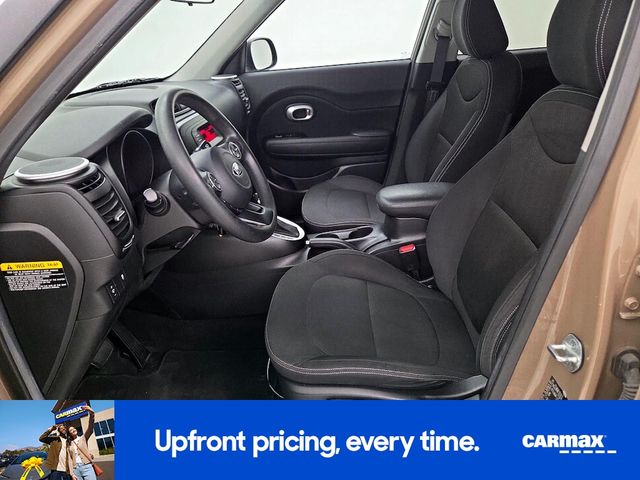 2015 Kia Soul Base