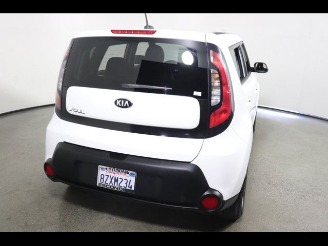 2015 Kia Soul Base