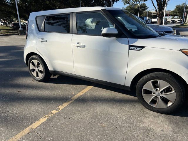 2015 Kia Soul Base