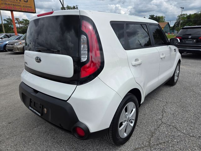 2015 Kia Soul Base