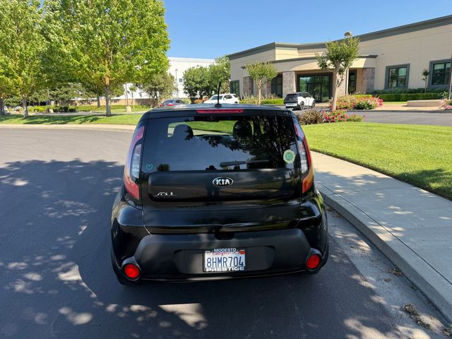2015 Kia Soul Base