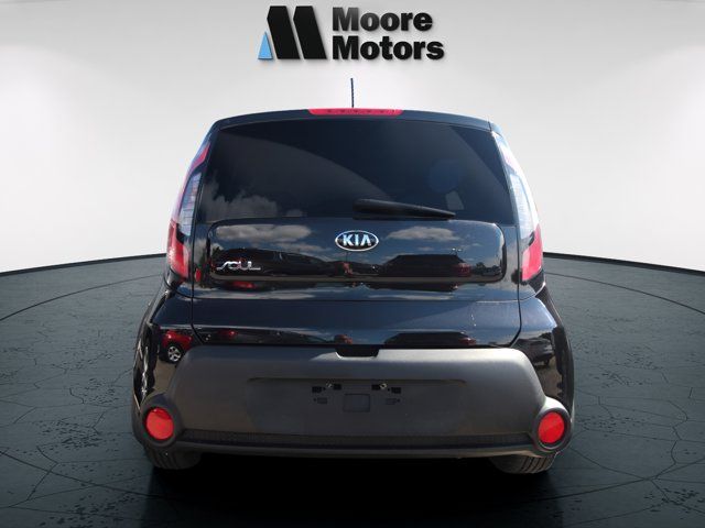 2015 Kia Soul Base