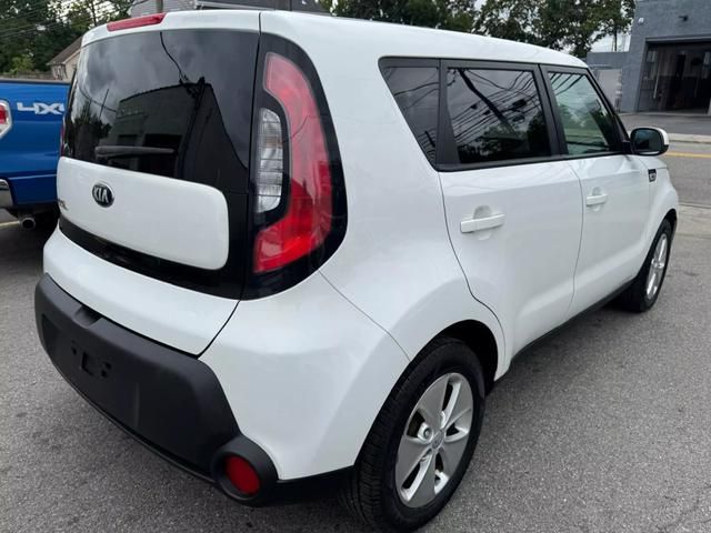 2015 Kia Soul Base