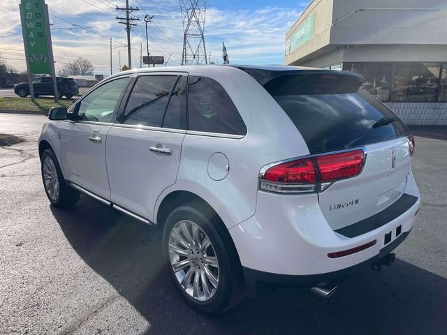 2015 Lincoln MKX Base