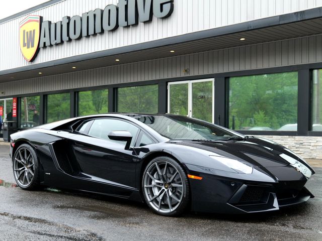 2015 Lamborghini Aventador Base