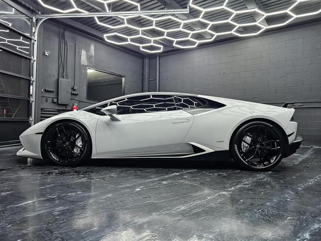 2015 Lamborghini Huracan Base