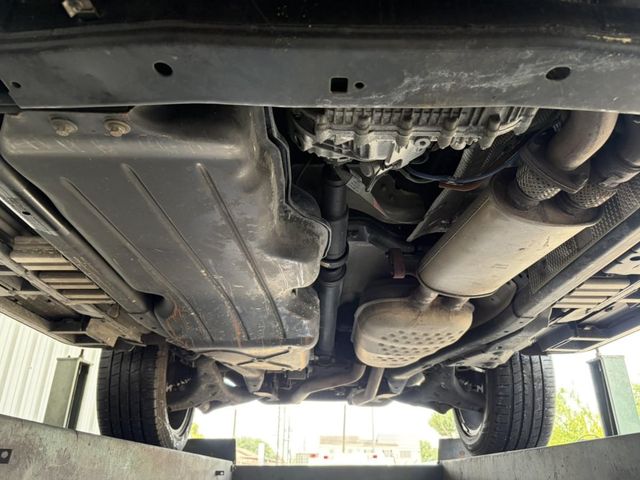 2015 Land Rover LR4 LUX