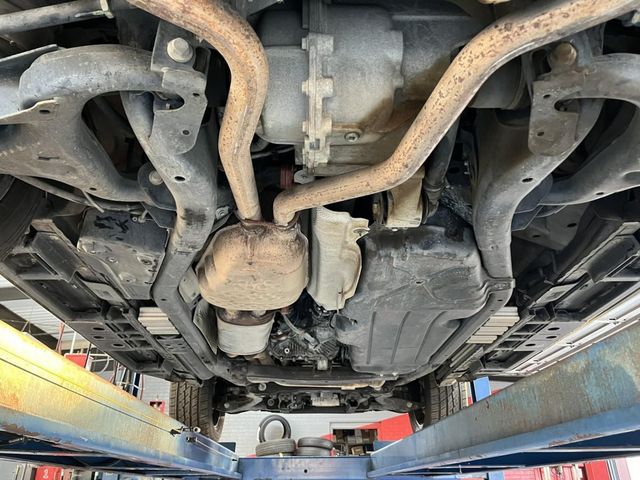 2015 Land Rover LR4 LUX