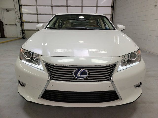 2015 Lexus ES Hybrid 300h