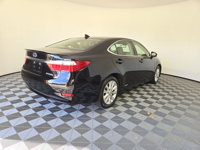 2015 Lexus ES Hybrid 300h