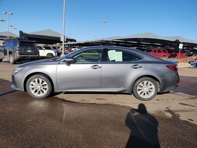 2015 Lexus ES Hybrid 300h