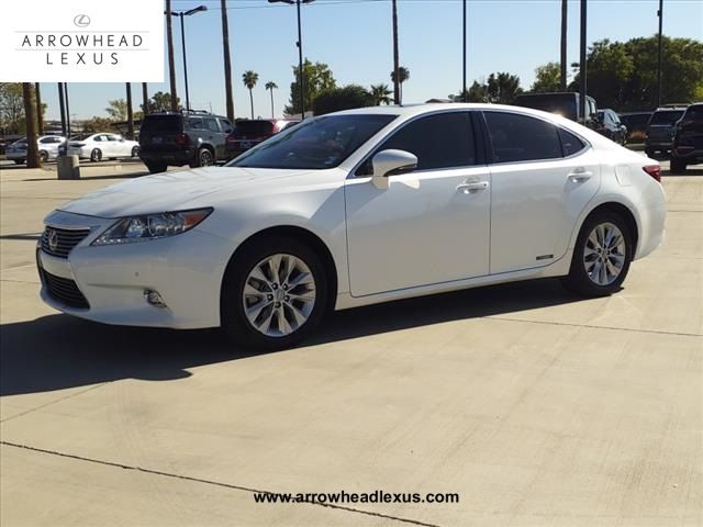 2015 Lexus ES Hybrid 300h