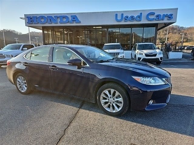 2015 Lexus ES Hybrid 300h