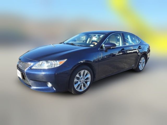 2015 Lexus ES Hybrid 300h