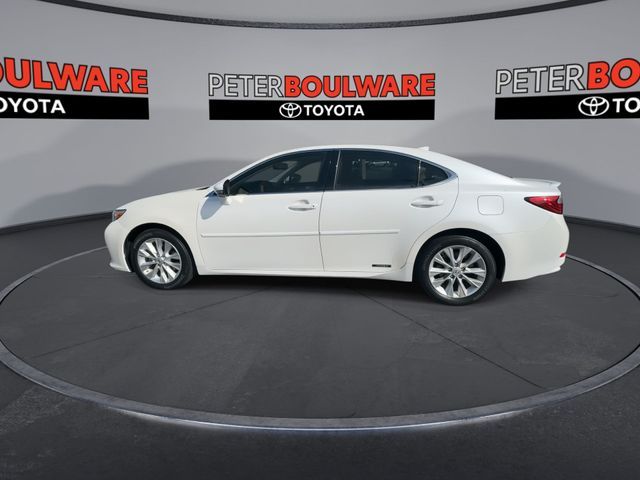 2015 Lexus ES Hybrid 300h