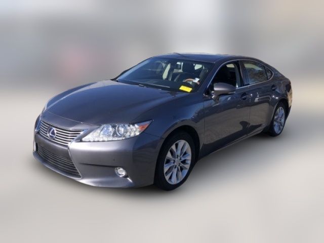 2015 Lexus ES Hybrid 300h