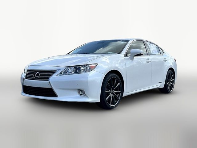 2015 Lexus ES Hybrid 300h